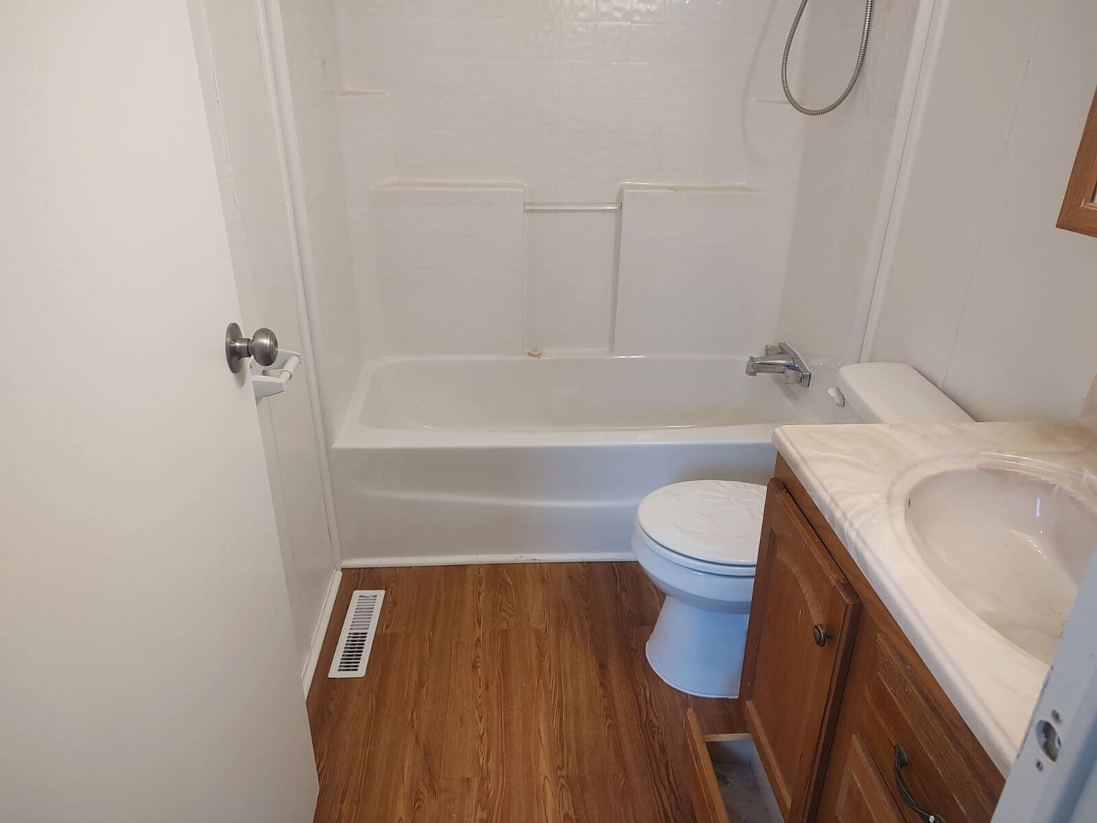 Newly renovated second bathroom